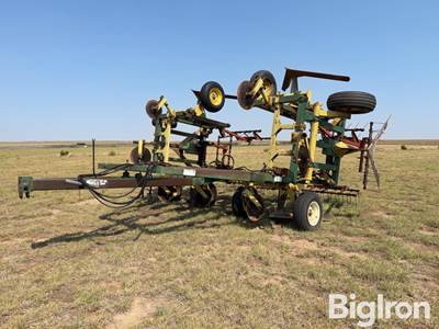 Noble 32’ Field Cultivator