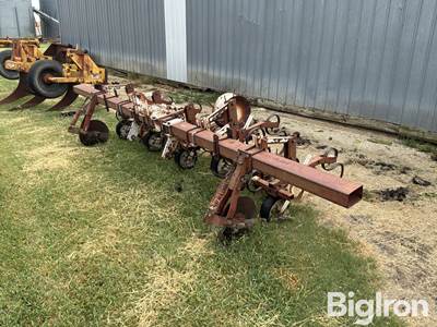 Noble cultivator tool bar