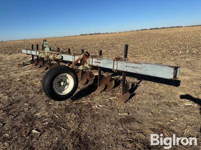 Orthman 8 row Hiller
