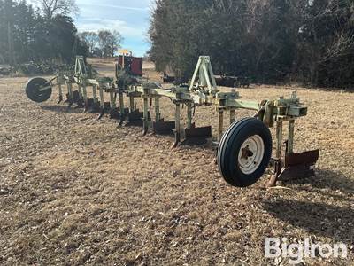 Orthman 8R36” Hiller