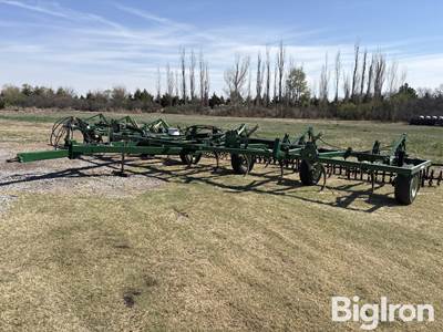 Quinstar Fallow-Master ll 42’ Field Cultivator
