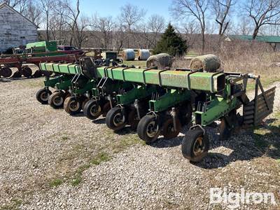 Sukup 6R30" High Residue Row Crop Cultivator