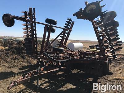 Sunflower 1230-27 Cultivator