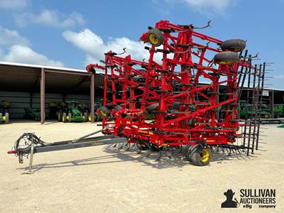 2018 Sunflower 5056 60' Field Cultivator