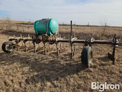 8R30 3-Pt Ditcher/Hiller