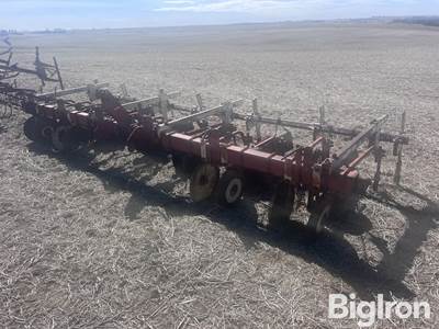 6R30” Row Crop Cultivator