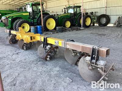 3-Pt 8 Row 40" Toolbar Cleaner/Cultivator
