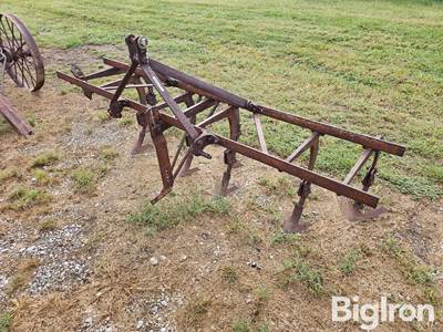 2-Row Cultivator