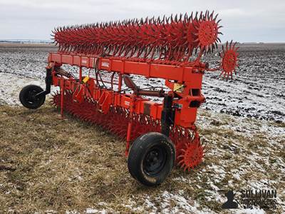 Yetter 3530 30' 3-Pt Rotary Hoe