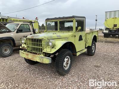 1958 Dodge M37 4WD 3/4 T Fire Truck