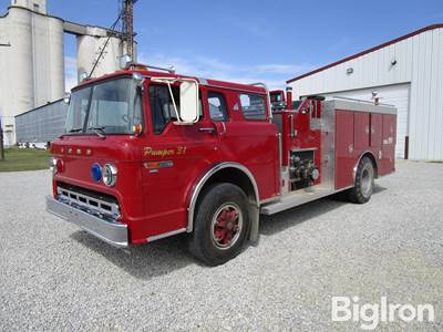 1982 Ford 8000 S/A Fire Truck