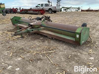 John Deere 27 Stalk Chopper