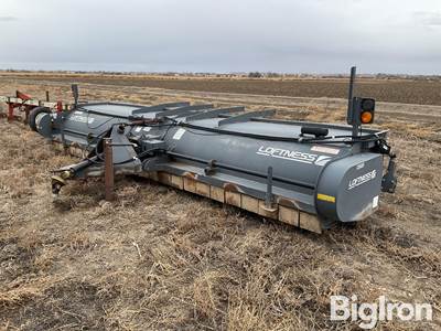 Loftness 240 Stalk Shredder/Windrower