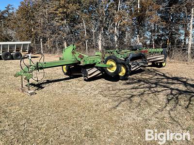 Progressive Roller Crimper On John Deere 7000 Bar