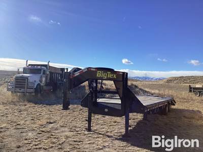 2014 Big Tex 25GN-24+5 T/A Flatbed Trailer