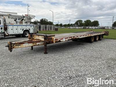 2003 Felling 34’ Tri/A Beavertail Flatbed Trailer