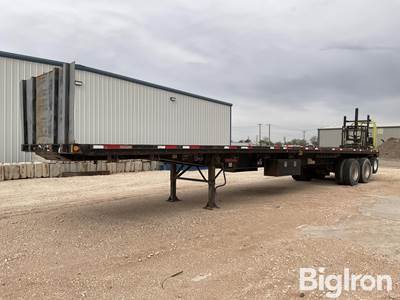 2006 Fontaine FTW-5-8045SL Flatbed Trailer W/M12-5K Donkey Forklift