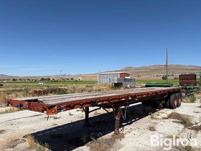 1977 Great Dane 40' T/A Flatbed Trailer