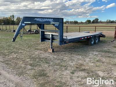 2006 Hillsboro 20’ T/A Dove Tail Flatbed Gooseneck Trailer