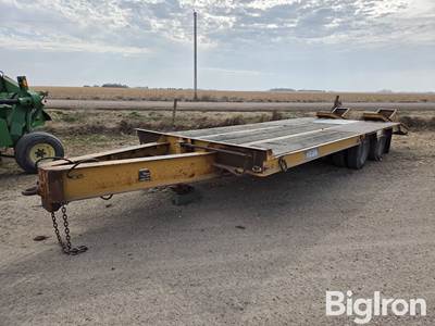1991 Holden Industries T/A Flatbed Trailer