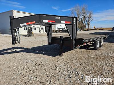 2008 Neal T/A 16' Gooseneck Flatbed Trailer
