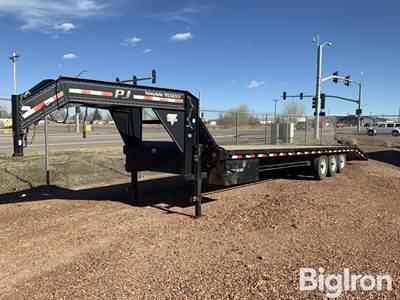 2009 PJ Trailers 32' Tri/A Flatbed Trailer