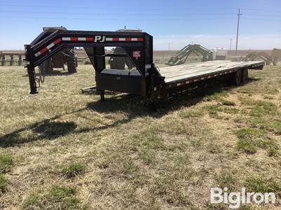 2020 PJ 39’ T/A Gooseneck Flatbed Trailer