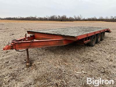1990 Quality 20’ Tri/A Flatbed Trailer
