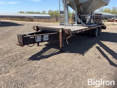 1997 Road Boss 25’ T/A Flatbed Trailer