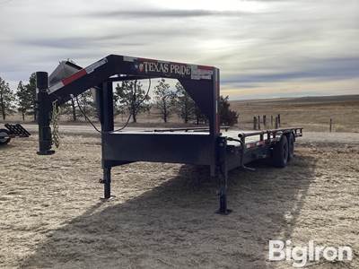 2021 Texas Pride T/A Tilt Deck flatbed Trailer