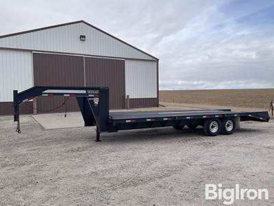 2001 Titan 25’ T/A Gooseneck Flatbed Trailer