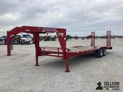 2013 Titan 26' T/A Gooseneck Trailer