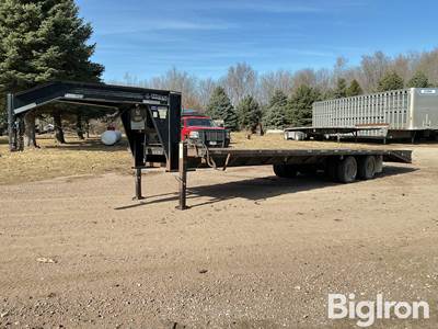 2009 Titan T/A Gooseneck Flatbed Trailer