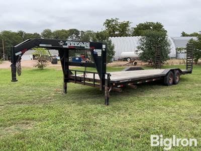 2011 Titan 26’ T/A Flatbed Trailer
