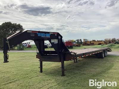 2015 Top Hat T/A Gooseneck Flatbed Trailer