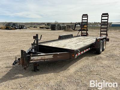 2007 Towmaster T-14DD T/A Flatbed Trailer
