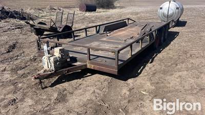 24’ 6” Tri/A Flatbed Trailer