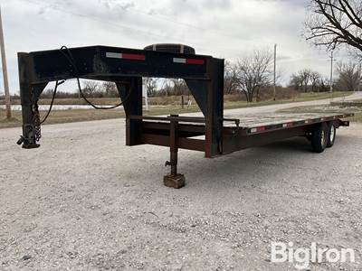 2001 Homemade 26’ T/A Gooseneck Flatbed Trailer