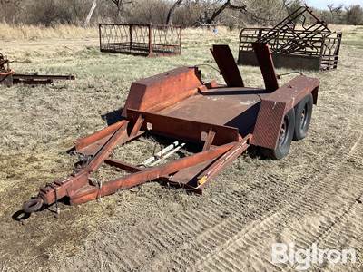 Flatbed Trailer W/Ramps
