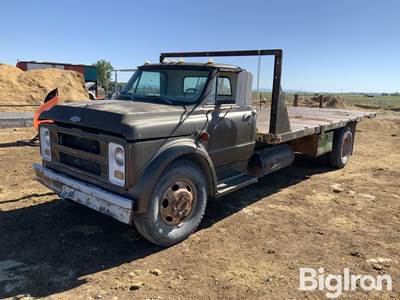 1970 Chevrolet C60 Flatbed Truck