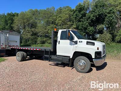 2007 Chevrolet C6500 S/A Flatbed Truck