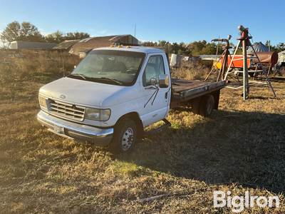 1995 Ford Flatbed Truck