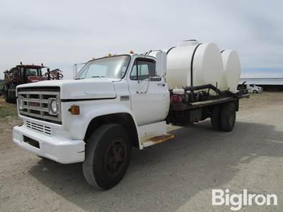 1977 GMC 6500 Flatbed Truck w/Nurse Tanks