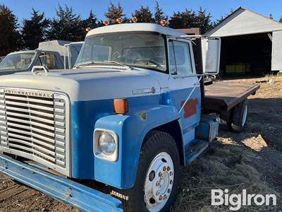 1976 International Harvester Loadmaster S/A Flatbed Truck
