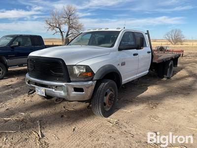 2011 RAM 4500 Heavy Duty DRW 4x4 Crew Cab Flatbed Truck