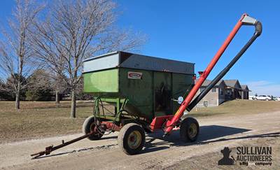 Dakon Wagon w/Brush Auger