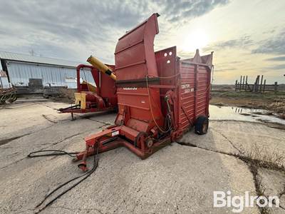 Hesston StackHand 10 Forage Stacker