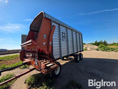 Meyer 500TSS Forage Wagon