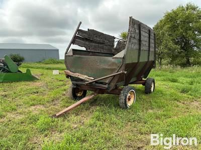 Schwartz 200 Feed/ Silage Wagon
