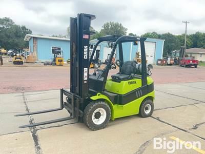 Clark C25L Forklift